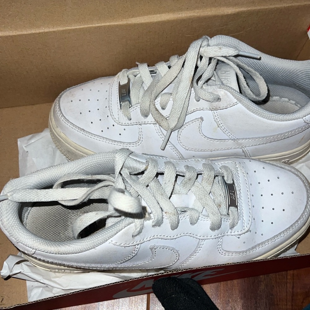 White forces 4.5y